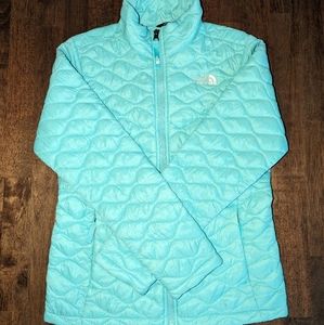 Girl's The North Face thermoball jacket size medium 10/12
